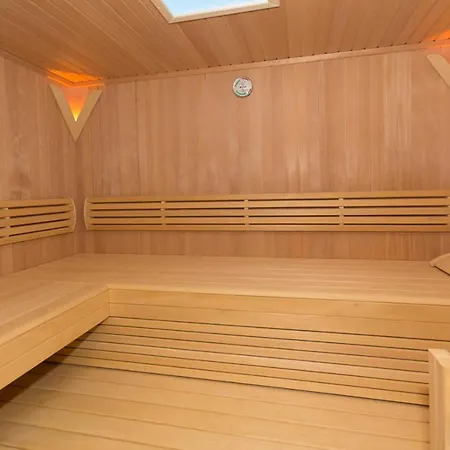 Отель Baerenbachhof 3*