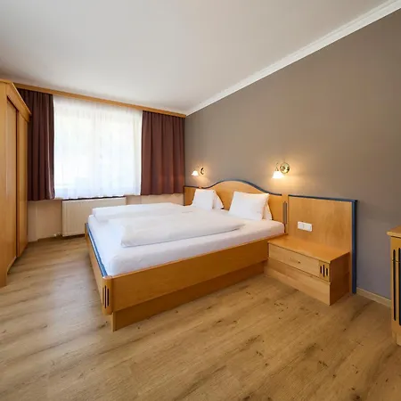 ホテル Baerenbachhof 3*